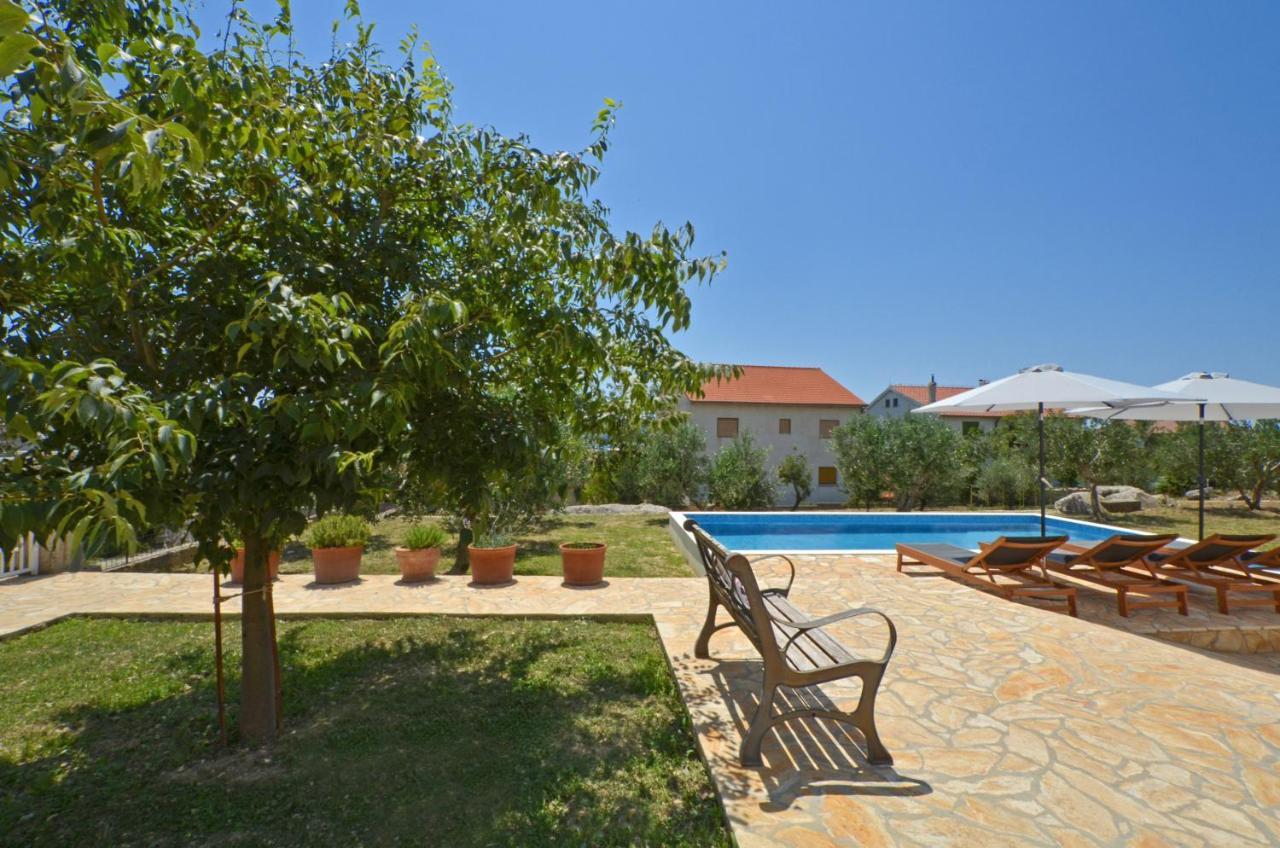 Holiday Home Nevera Kaštela Exterior foto
